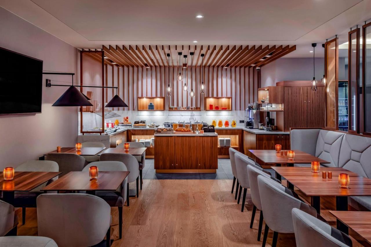 Zurich Marriott Hotel Екстер'єр фото The Kitchen