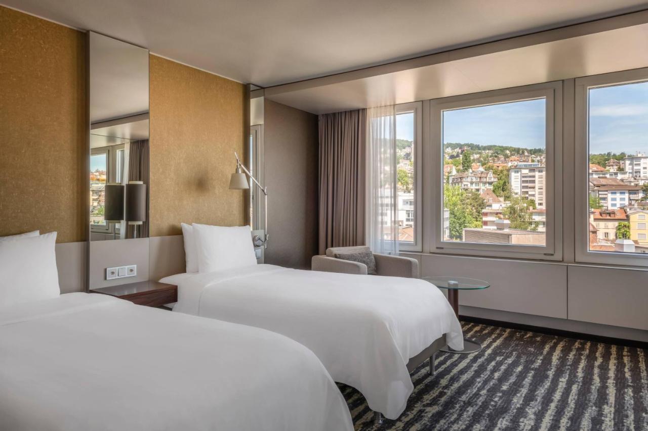 Zurich Marriott Hotel Екстер'єр фото Deluxe room