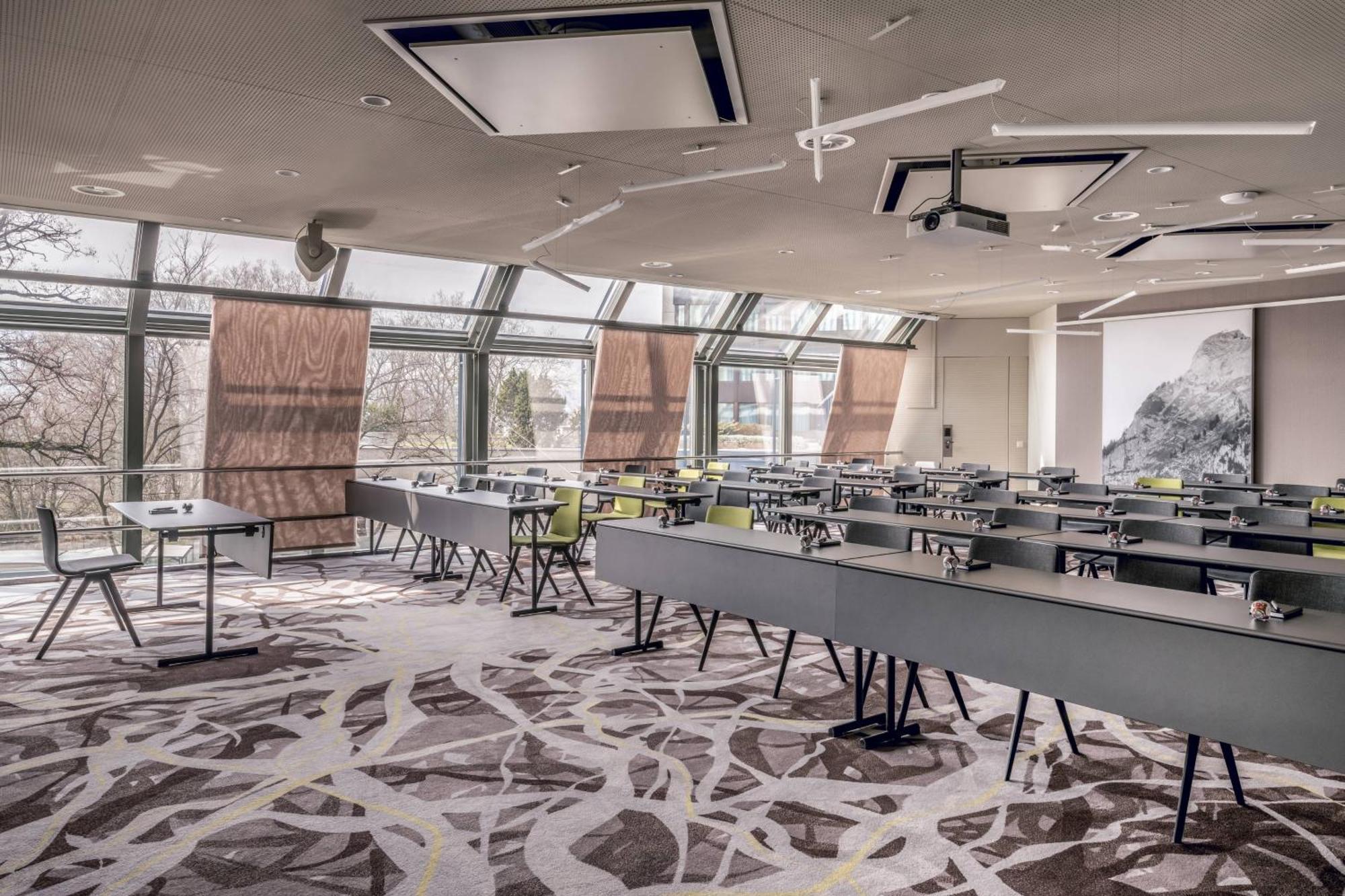 Zurich Marriott Hotel Екстер'єр фото The conference centre