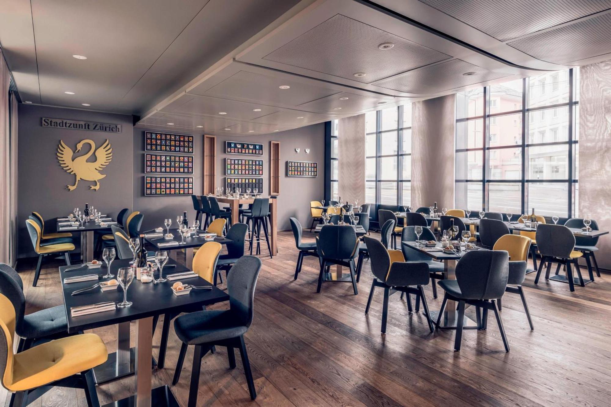 Zurich Marriott Hotel Екстер'єр фото The Swan at The Globe